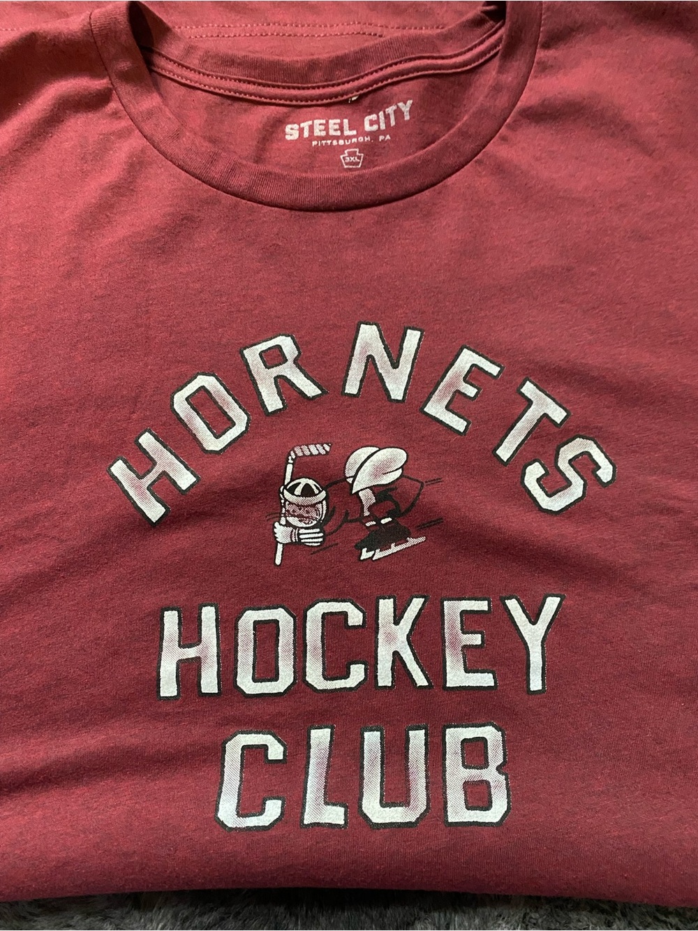 Steel City Hornets Hockey Club Short Sleeve Tee in Red NWOT